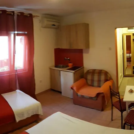 And Sky 3* Podgorica